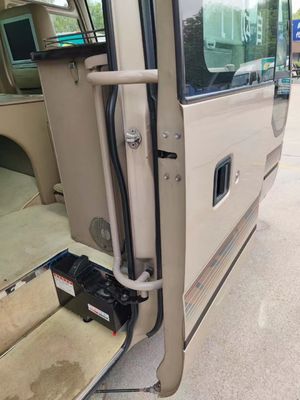 23 posti a sedere Autobus a cavallo con cambio manuale