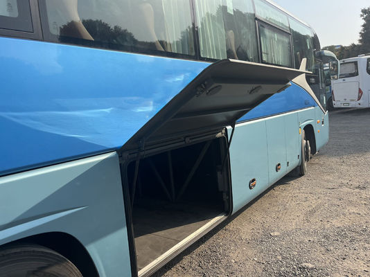 Autobus commerciali usati diesel 11625x2550x3690mm Un autobus usato con motore diesel