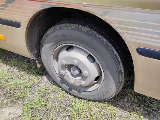 Autobus turistico Golden Dragon di seconda mano 22 posti Autobus di prima proprietà con aria condizionata