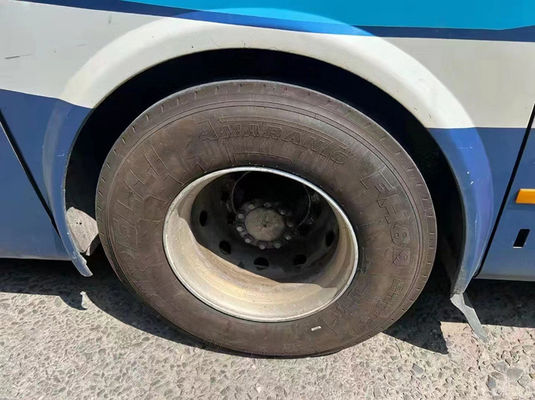 Autobus duraturi usati Yutong 47 posti LHD Autobus turistico di seconda mano con 2 porte