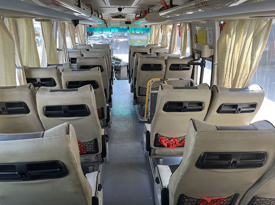 Autobus turistico diesel usato 37 posti 2 porte LHD Euro 4 con cambio manuale