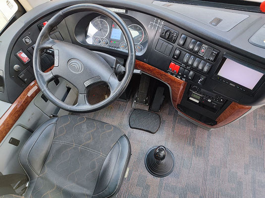 Autobus usati di lusso rosa Euro 5 LHD Usato Diesel Shuttle Bus In vendita