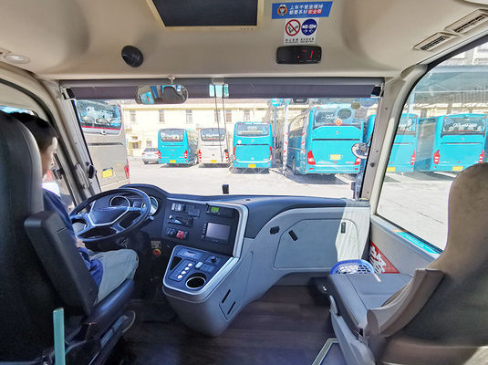 Autobus di lusso usato LHD 31 posti con cambio automatico