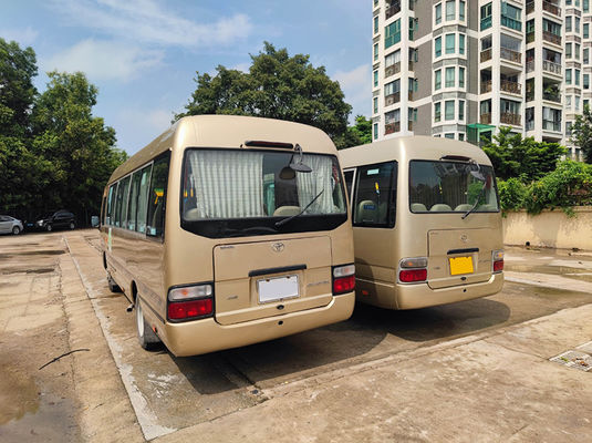 1 porta Toyota Bus Usato Trasmissione manuale 10-23 Sedie Modello di montagna russa