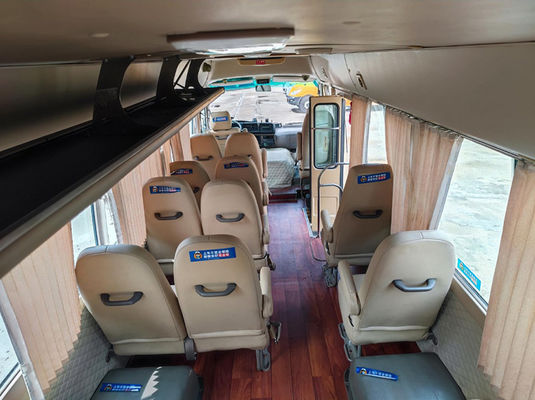 1 porta Toyota Bus Usato Trasmissione manuale 10-23 Sedie Modello di montagna russa