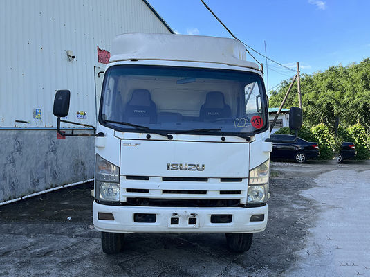 Intervallo medio Isuzu Camion usato 4X2 Diesel di seconda mano Camion commerciale