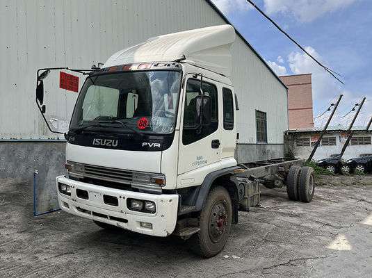 Guida sinistra camion usato di fascia media, camion usato Isuzu.