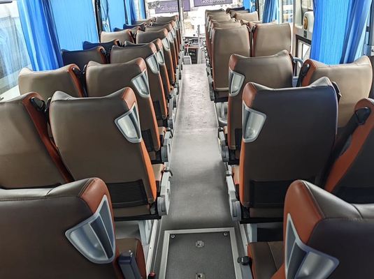 Autobus Yutong Autobus diesel usato Autobus turistico usato con motore da 220 kW 50 posti