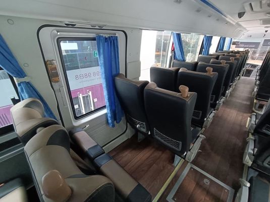 Autobus Yutong 50 posti Autobus di seconda mano Diesel Potenza 220kw Autobus usato