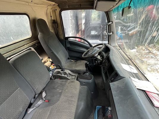 Isuzu camion usato camion 4KH1 Motore diesel Cargo Truck con 2 porte per il trasporto pesante