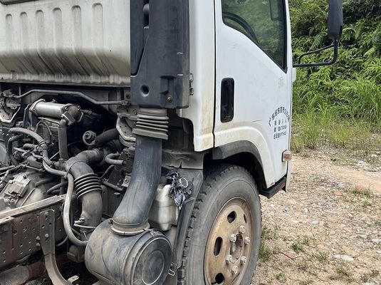 Isuzu camion usato camion 4KH1 Motore diesel Cargo Truck con 2 porte per il trasporto pesante