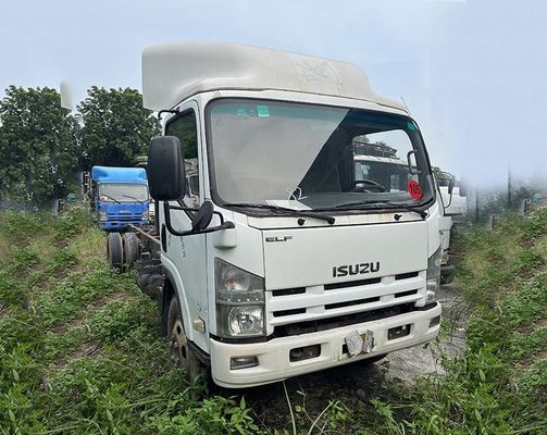 Camion usato Isuzu ELF 600p Cargo Truck 4KH1 Motore diesel E carrozzeria bianca