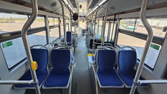 Autobus urbani elettrici puri usati, guida a sinistra, 20 posti, pianale a due gradini
