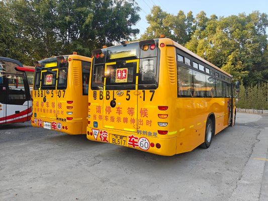 56 posti Autobus scolastico a motore diesel LHD KLQ6106XQE4 Uesd Made in China
