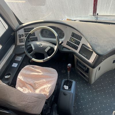 Yuchai 330 Motore Trasmissione manuale Golden Dragon di seconda mano 63 posti Autobus gialli