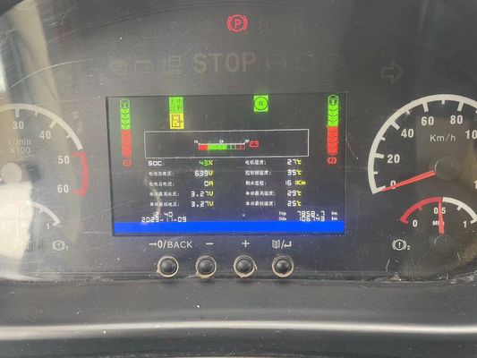 Autobus elettrico puro KING LONG bianco da 11 metri con 48 posti, equipaggiato con batterie CATL