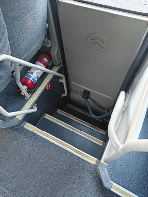 Autobus elettrico puro di seconda mano con motore elettrico di tipo 48 posti a sedere di Golden Dragon nel 2018 con pista posteriore del 1860