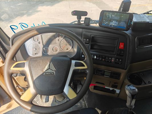 Howo Dump Truck di seconda mano giallo a due posti prodotto nel 2019